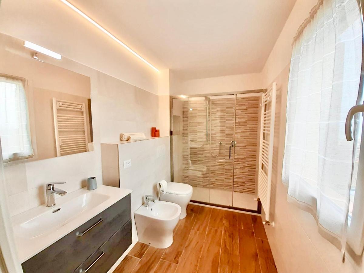 Casa Vacanze Con Vista Mare E Giardino - Amanecer Marzocca di Senigallia Dış mekan fotoğraf
